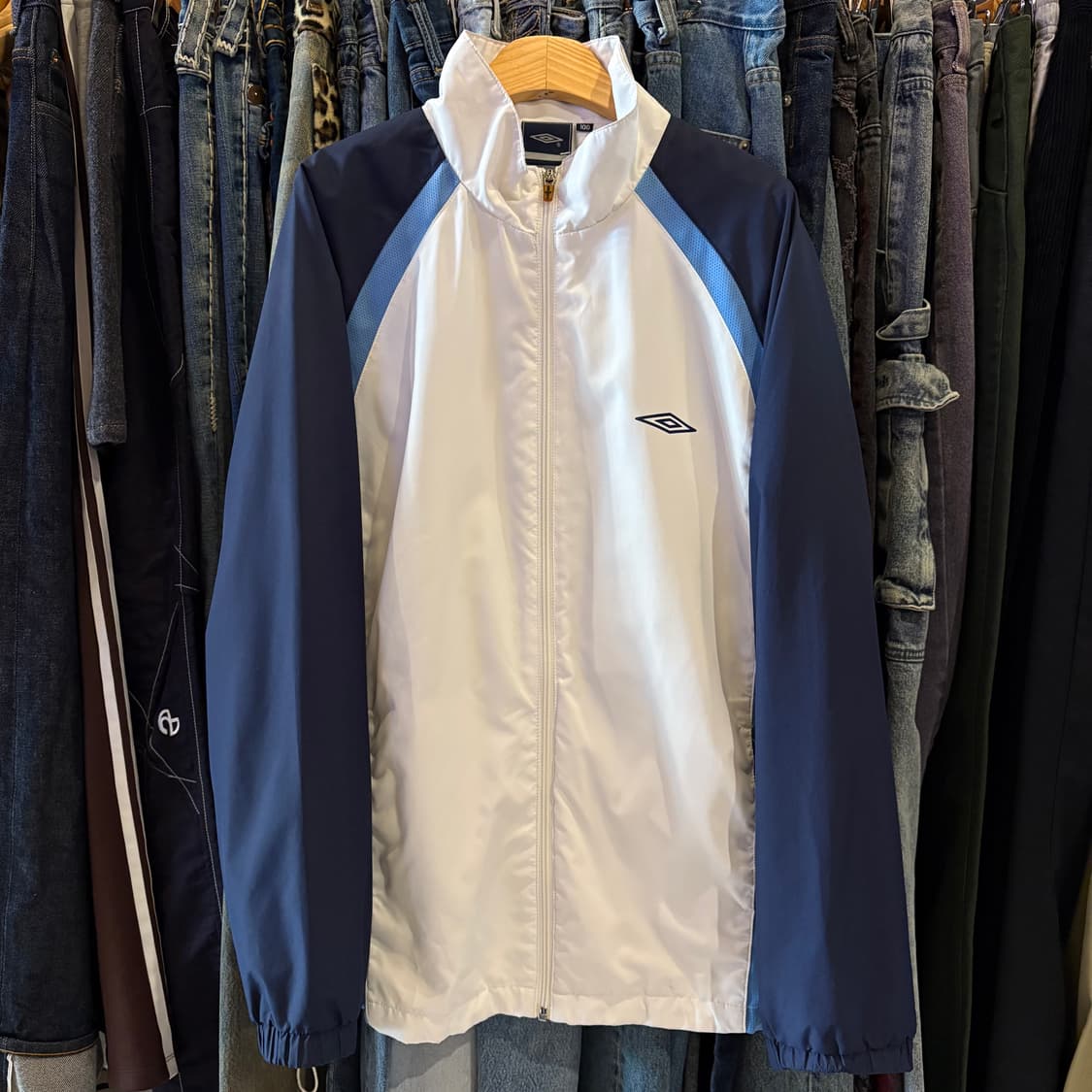 엄브로 배색 바람막이 상품이미지1