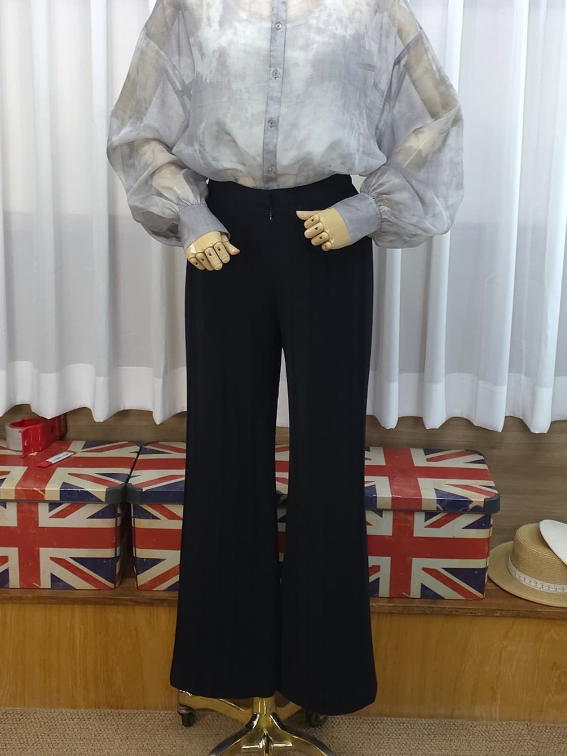 핀턱 부츠컷 슬렉스 상품이미지1