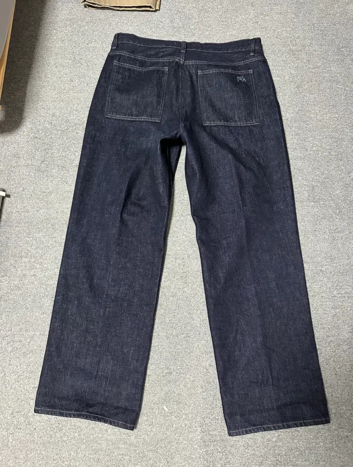 [35] 유니클로 jw앤더슨 스트레이트진 상품이미지2