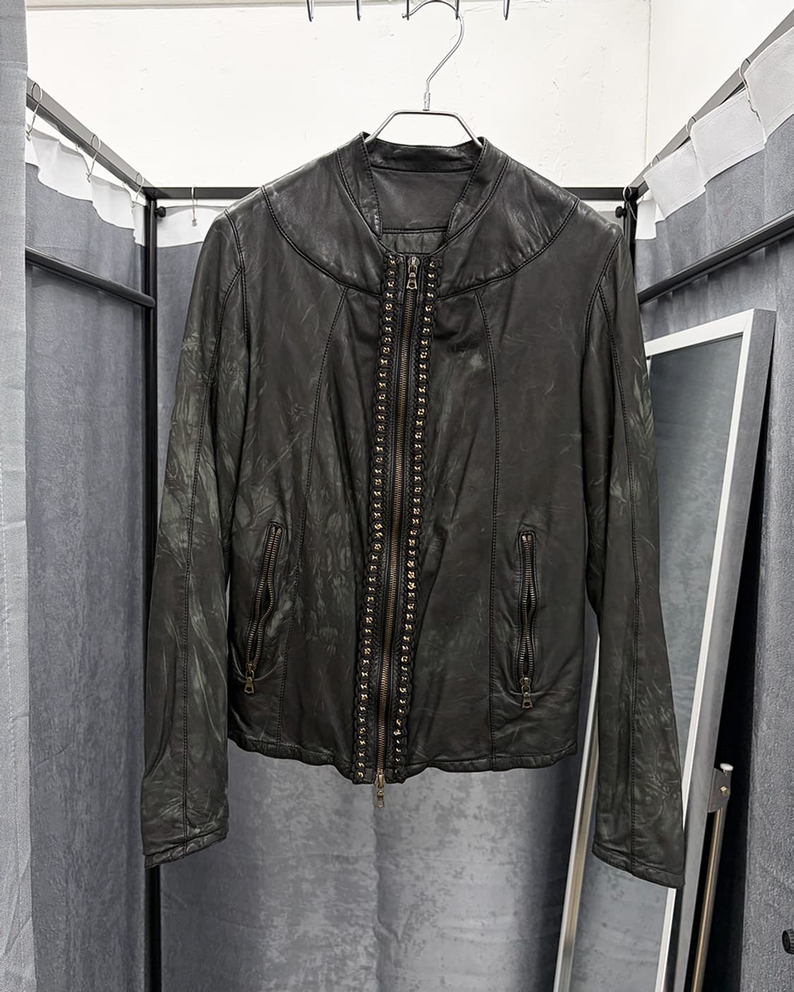 드롬 체인 트리밍 레더 자켓 상품이미지1