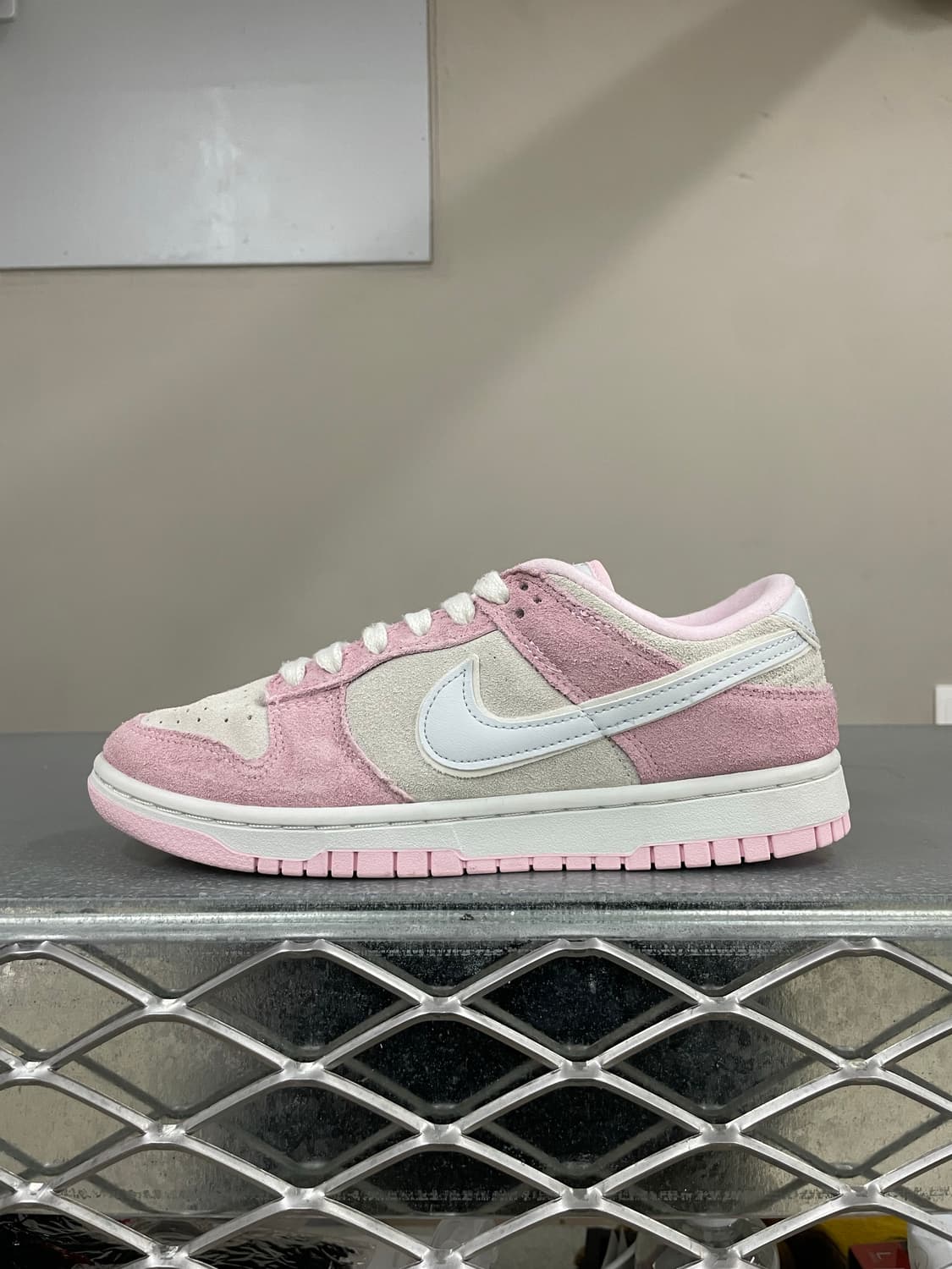 나이키 덩크 로우 LX 핑크 폼 250 상품이미지1