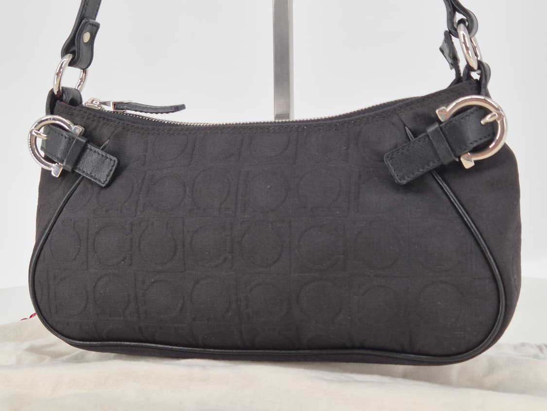 페레가모 간치니 미니호보백 상품이미지2