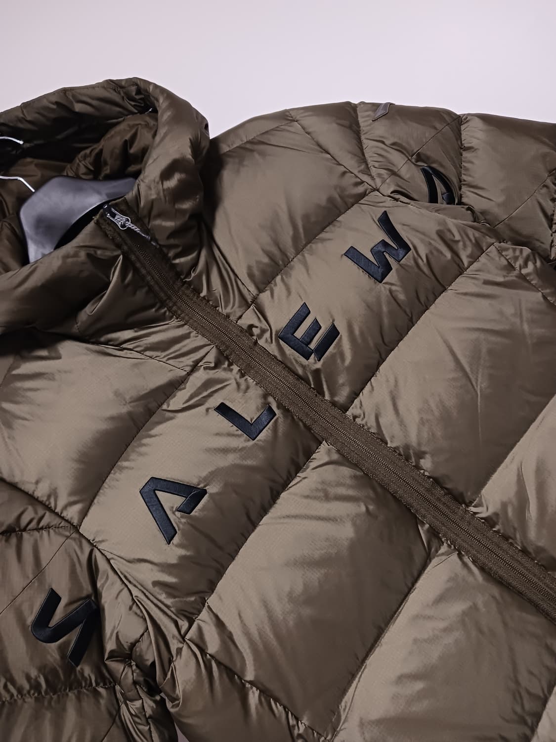 SALEWA 카키 푸퍼패딩 상품이미지2