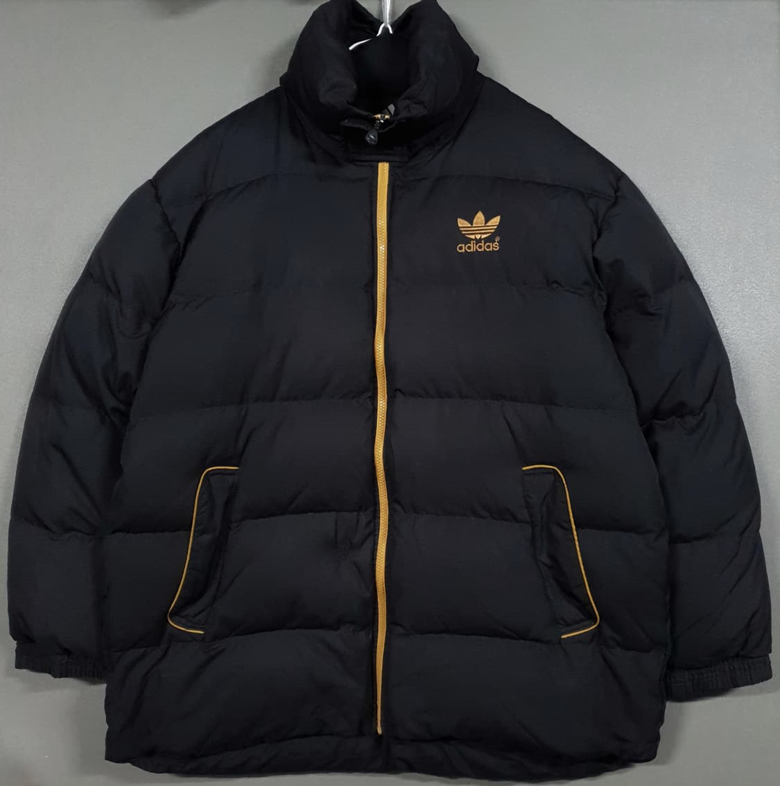 실측 2XL) 아디다스 올드스쿨 트레포일 블랙 올드스쿨 덕다운 패딩 점퍼 상품이미지1