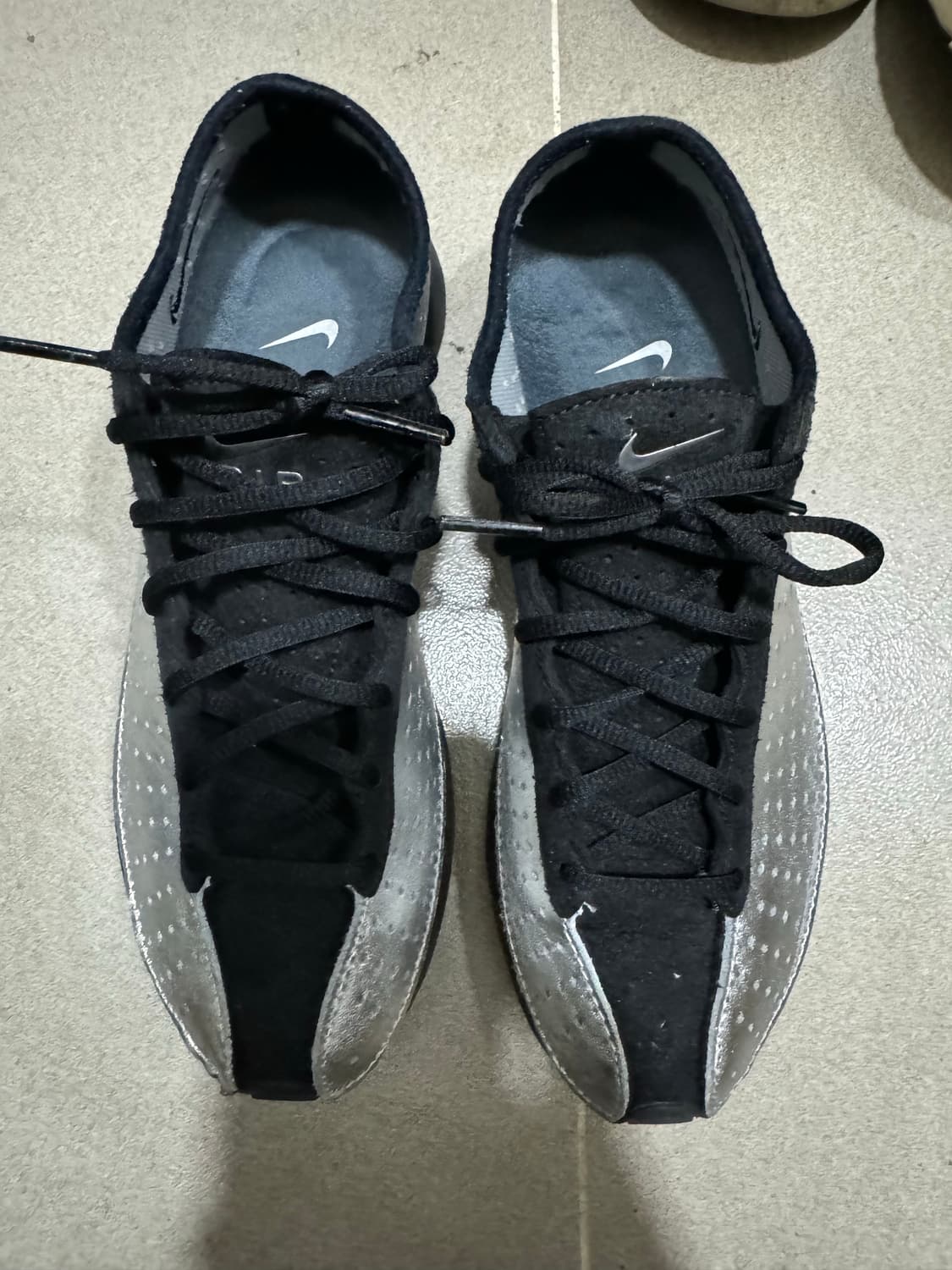 [240] 나이키 에어 슈퍼플라이 실버 상품이미지1