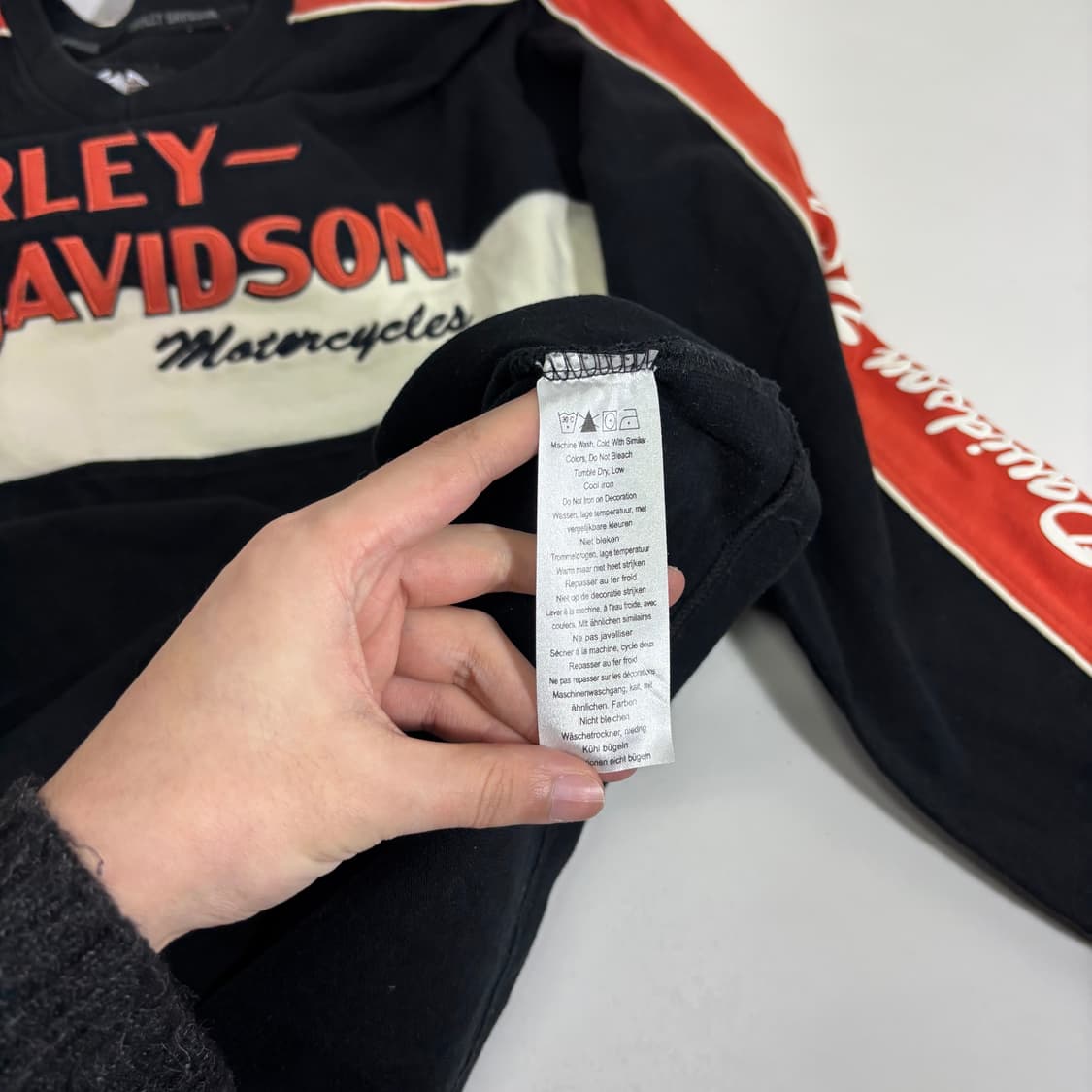 M 할리데이비슨 블랙 로고플레이 롱슬리브 상품이미지5