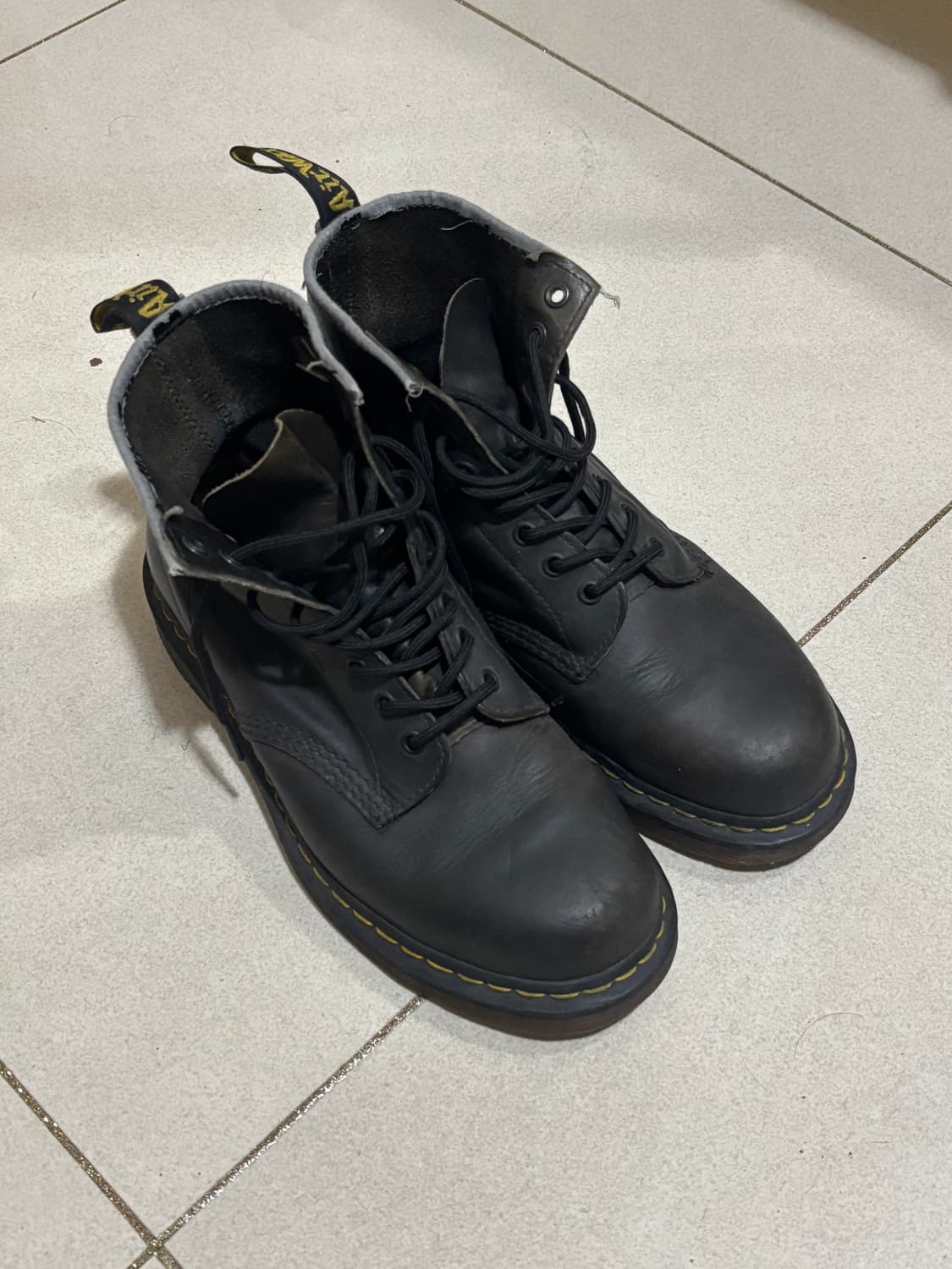 [260-5] 닥터마틴 1460 8홀  상품이미지1