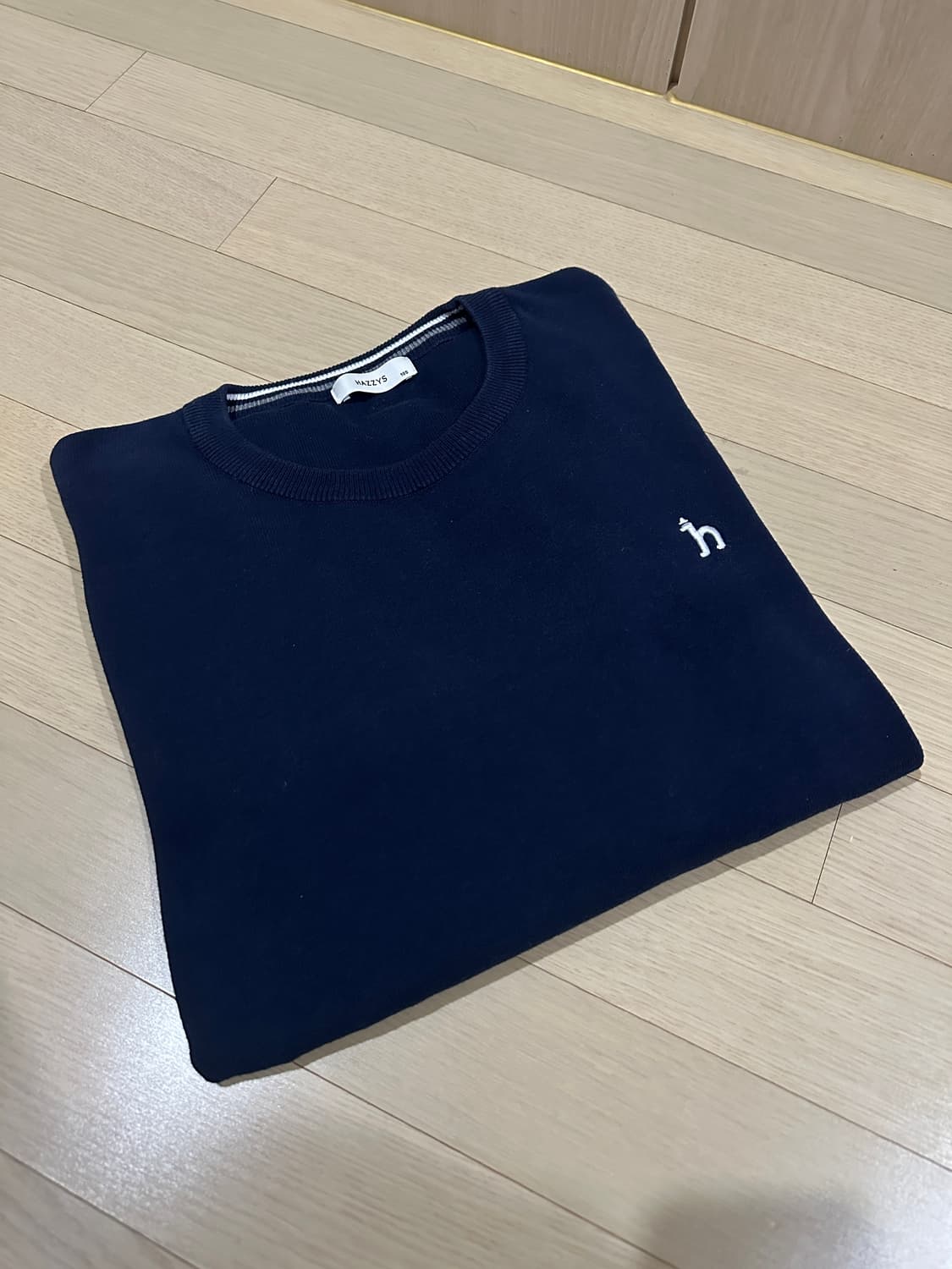 헤지스 얇은 긴팔 면 니트 105 네이비 상품이미지1