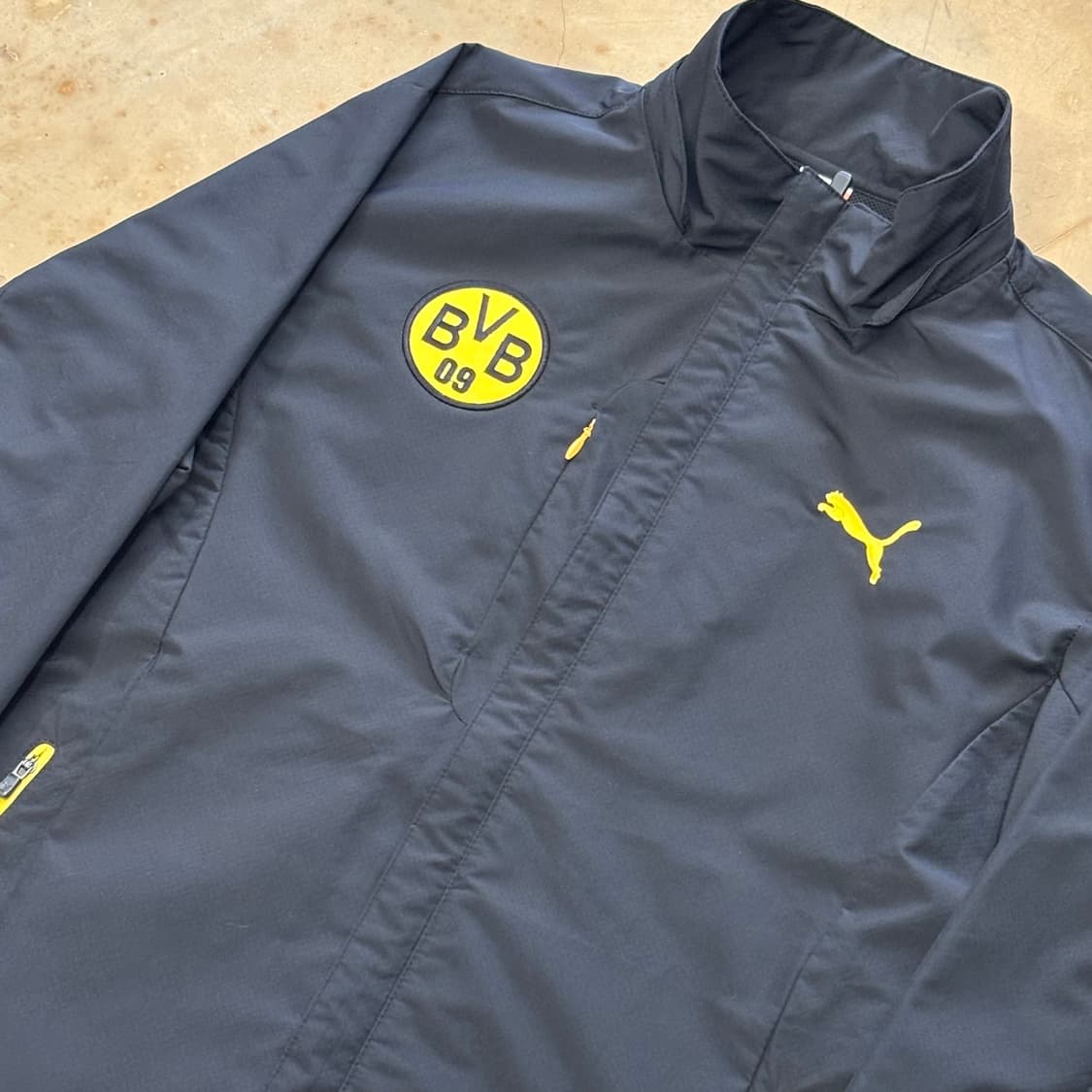 🫶🏻 푸마 도르트문트 블랙 바람막이 🫶🏻 상품이미지2