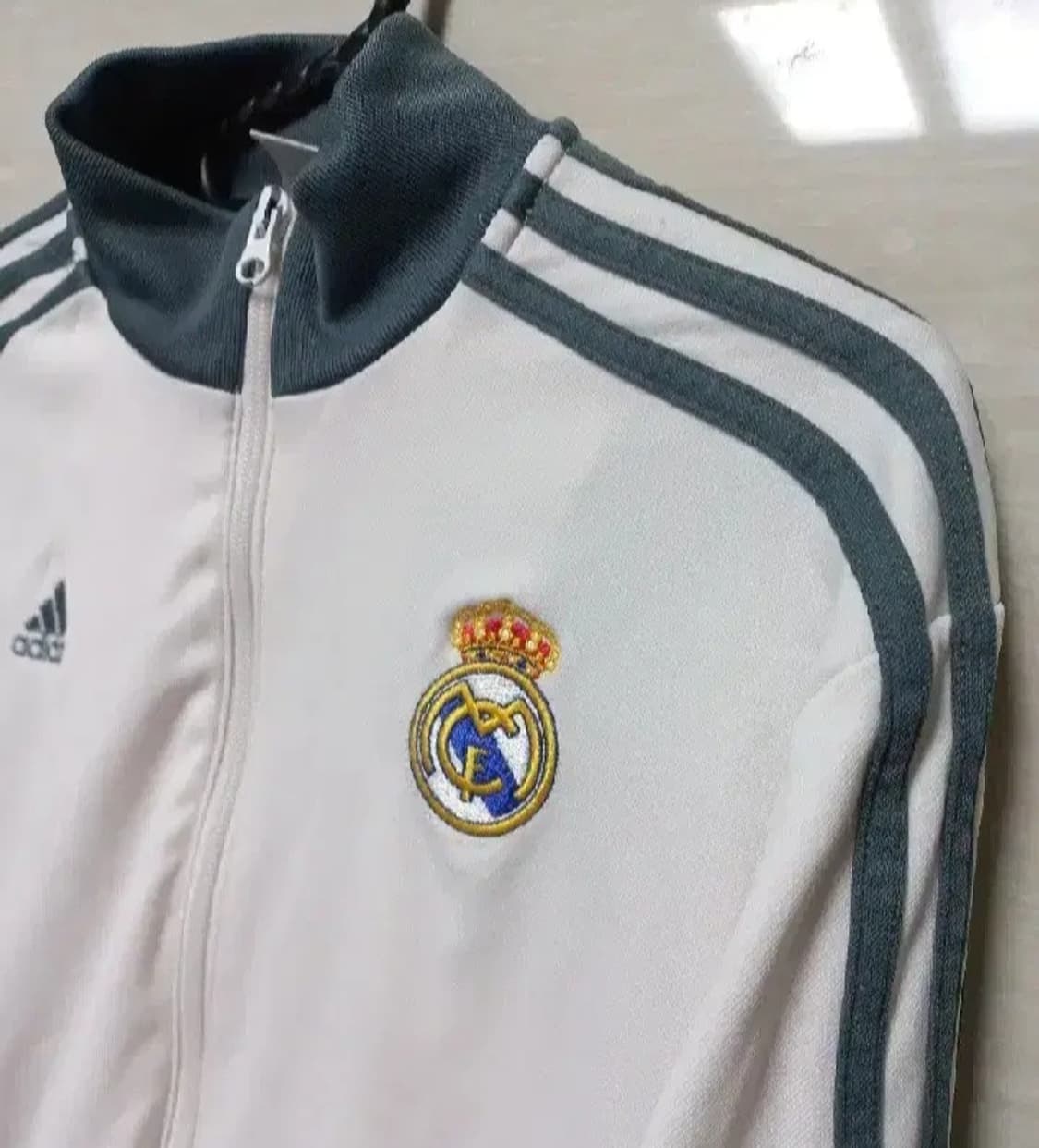 아디다스 레알마드리드 화이트 그레이 트랙탑 저지 져지집업 90/S 상품이미지2