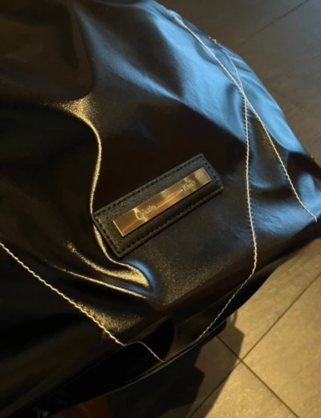 마뗑킴 스트링 코팅 백팩 블랙 상품이미지1