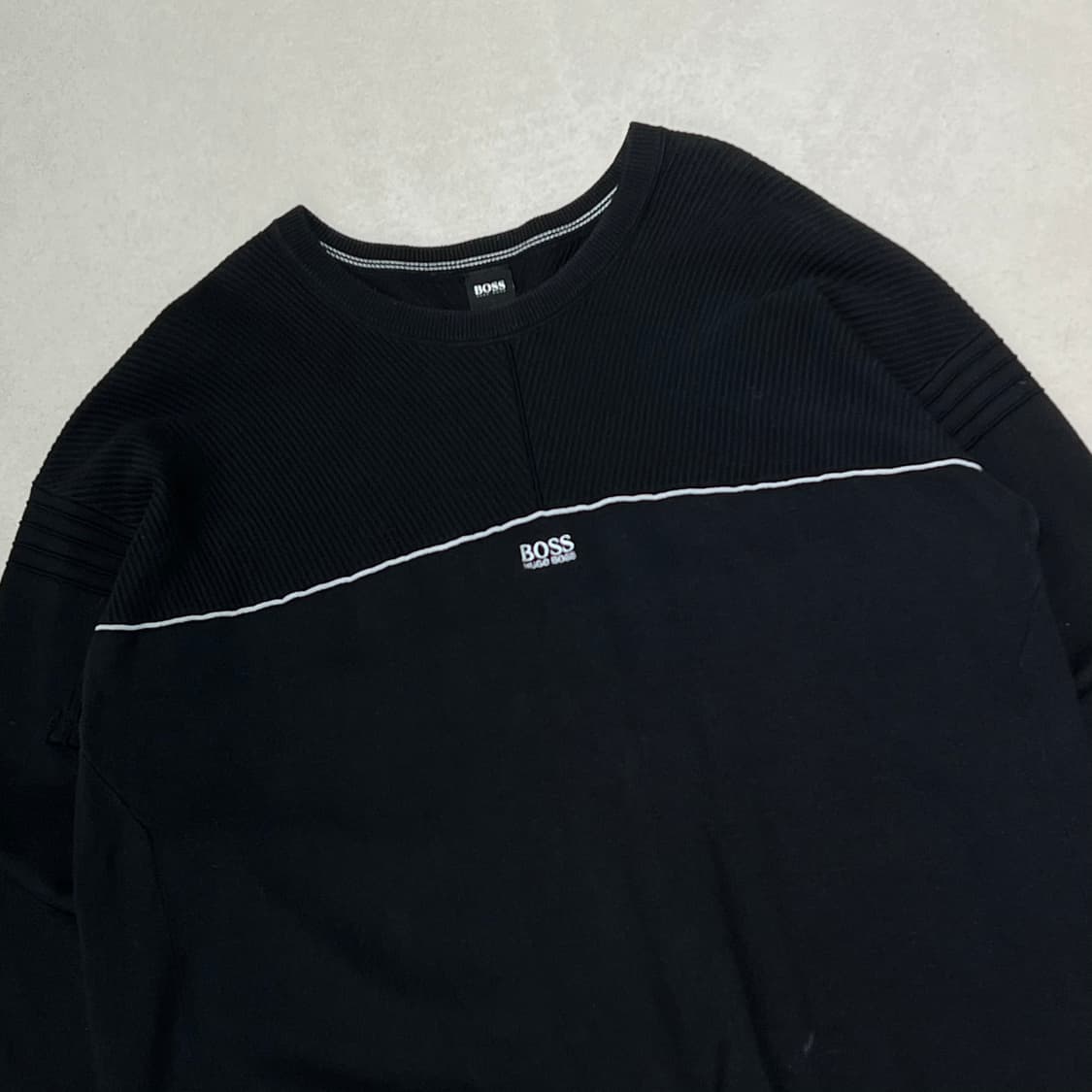 휴고보스 로고자수 니트 s09236 상품이미지3