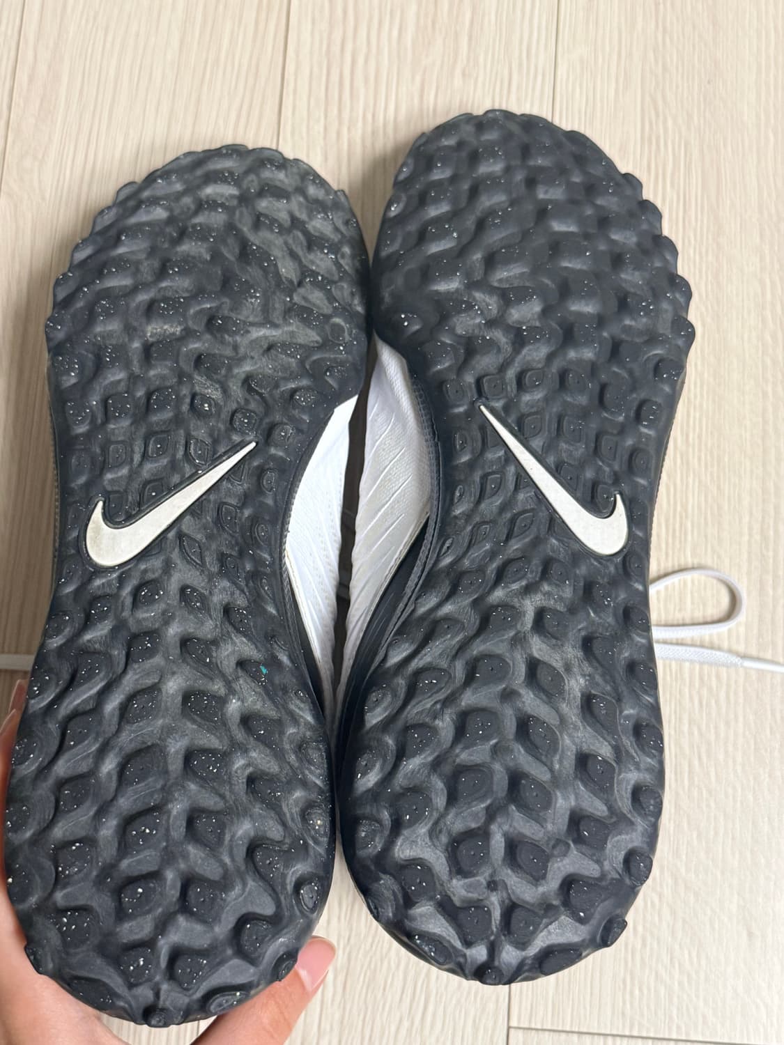 나이키 풋살화 260 | 나이키 팬텀 루나 2 아카데미 TF 화이트 상품이미지5