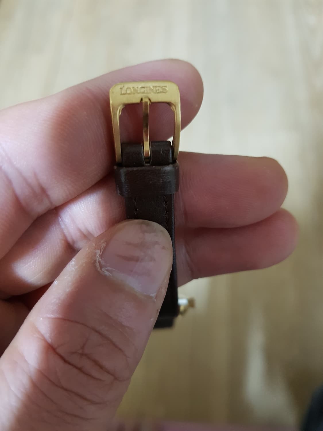 론진 탱크 클래식 디자인 여성 수동시계 팝니다 상품이미지4