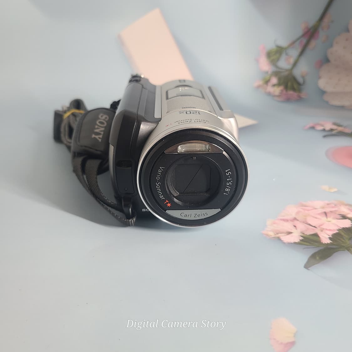 소니 핸디캠 DCR-SR100 30GB 실버 (빈티지 캠코더) 상품이미지6