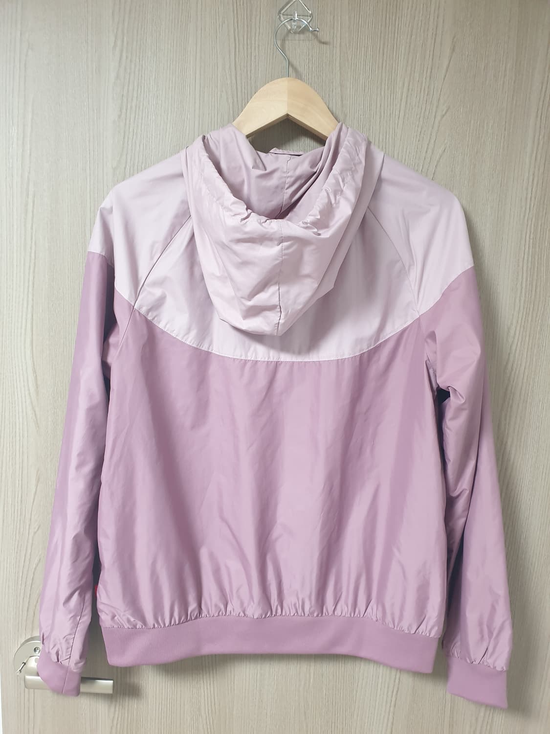 나이키 윈드러너자켓 여성 m 라벤더 상품이미지3