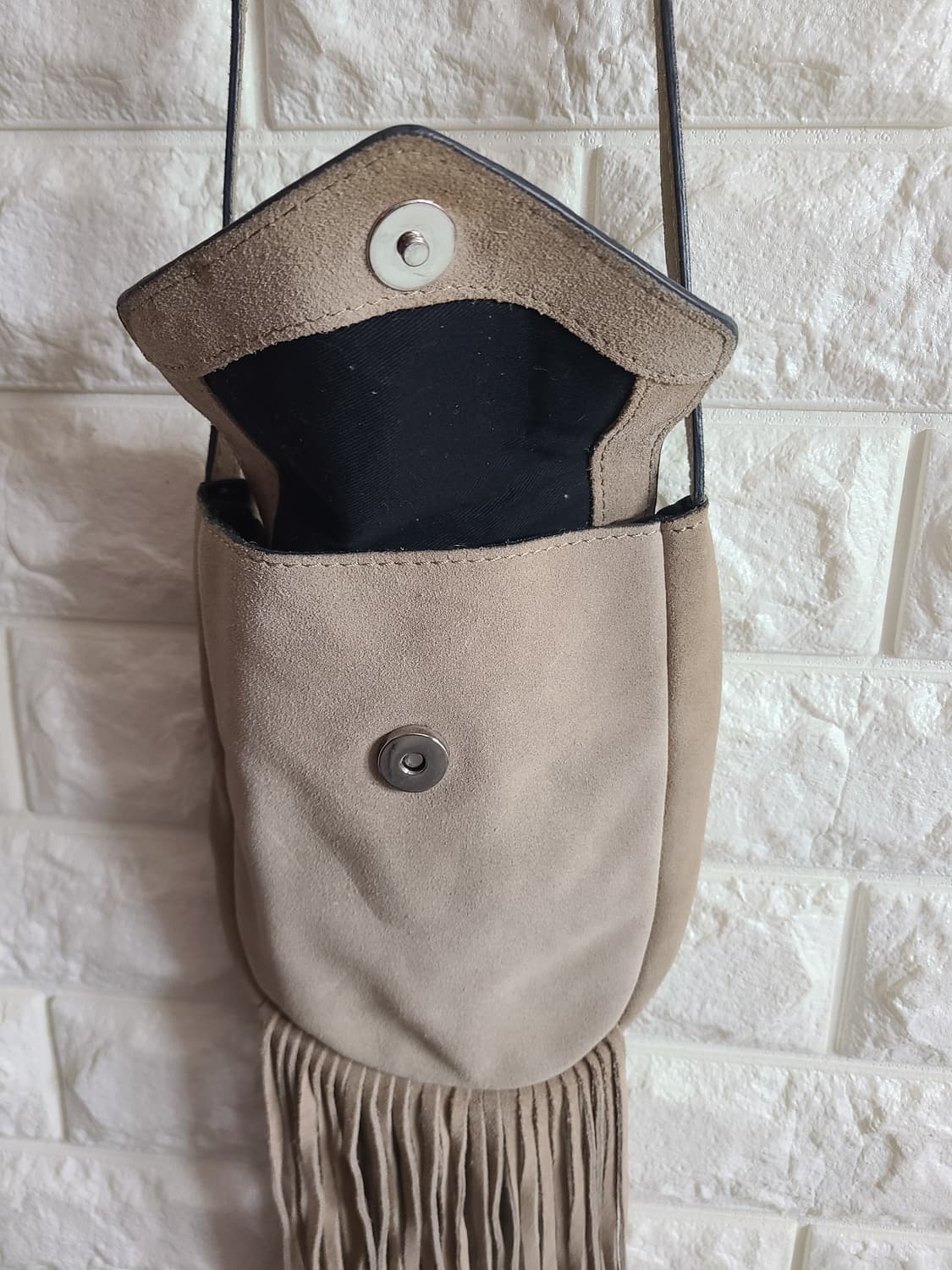 망고 스웨이드 태슬 미니 크로스백 상품이미지4