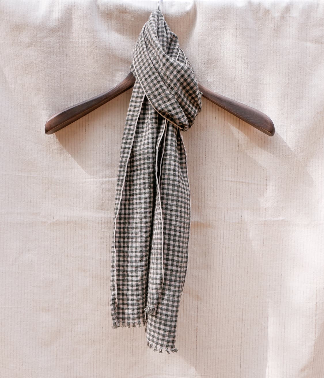 WEP 더블유이피 깅엄 스카프 올리브 상품이미지1