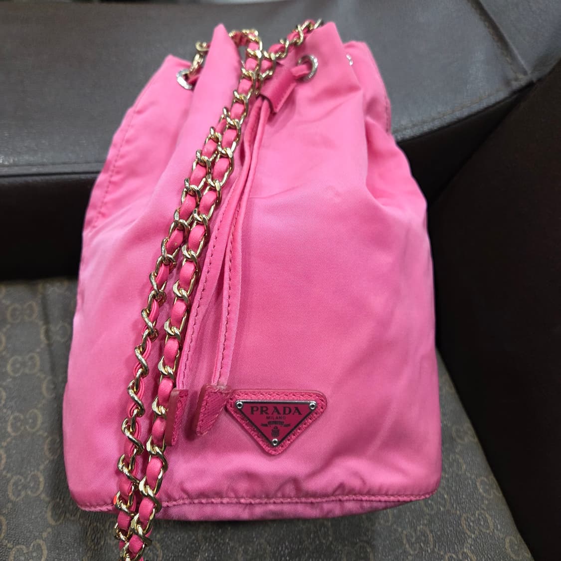 프라다 버킷  미니 크로스 상품이미지1