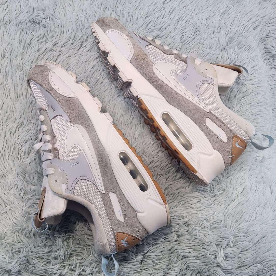 7w-18:나이키 우먼스 에어 맥스 90 퓨추라 SE 퓨어 플래티넘 상품이미지10