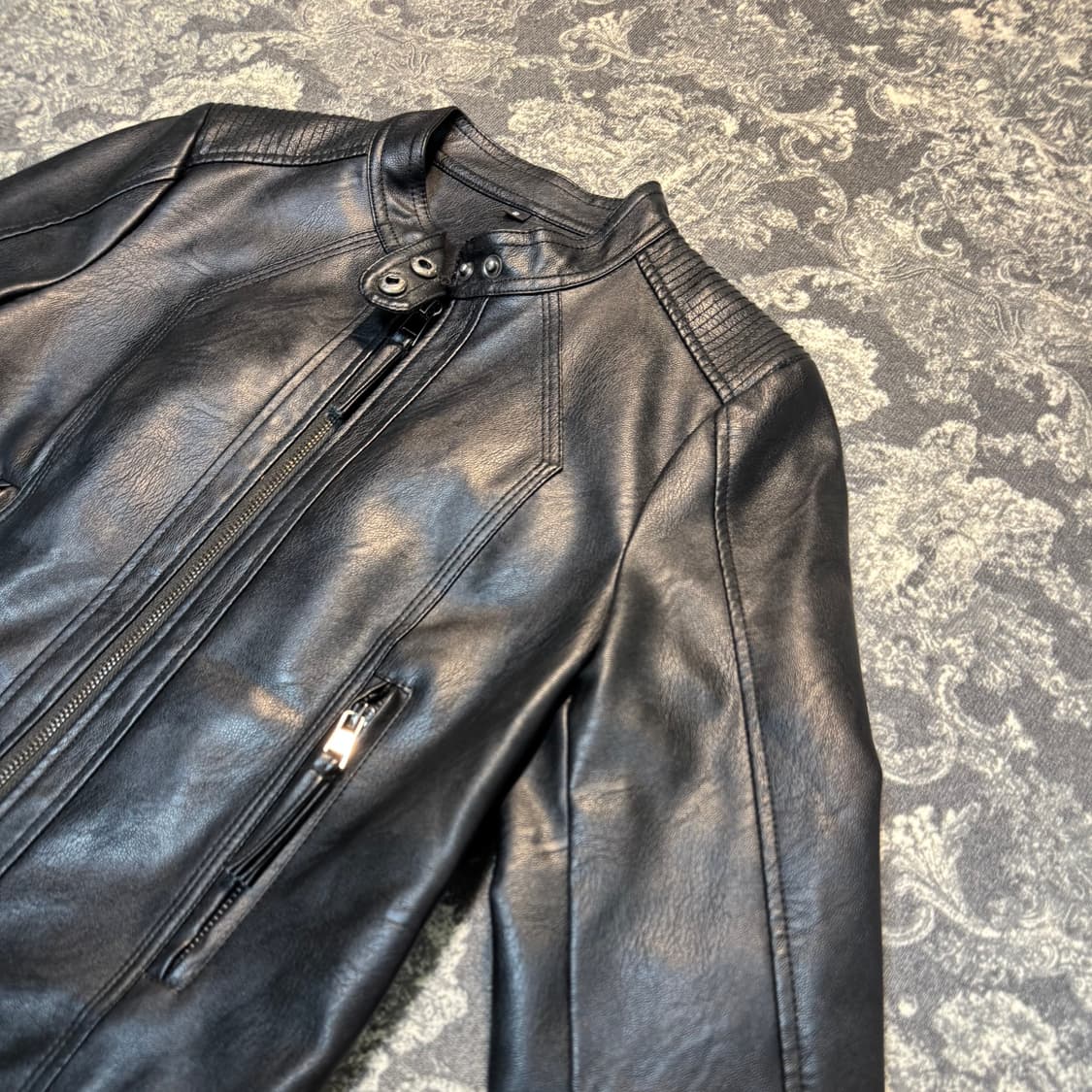 크롭 비건레더 자켓 상품이미지4