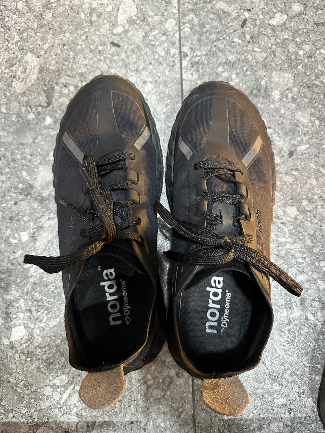 노다 Norda 001 스텔스 블랙 US10 (280) 상품이미지3