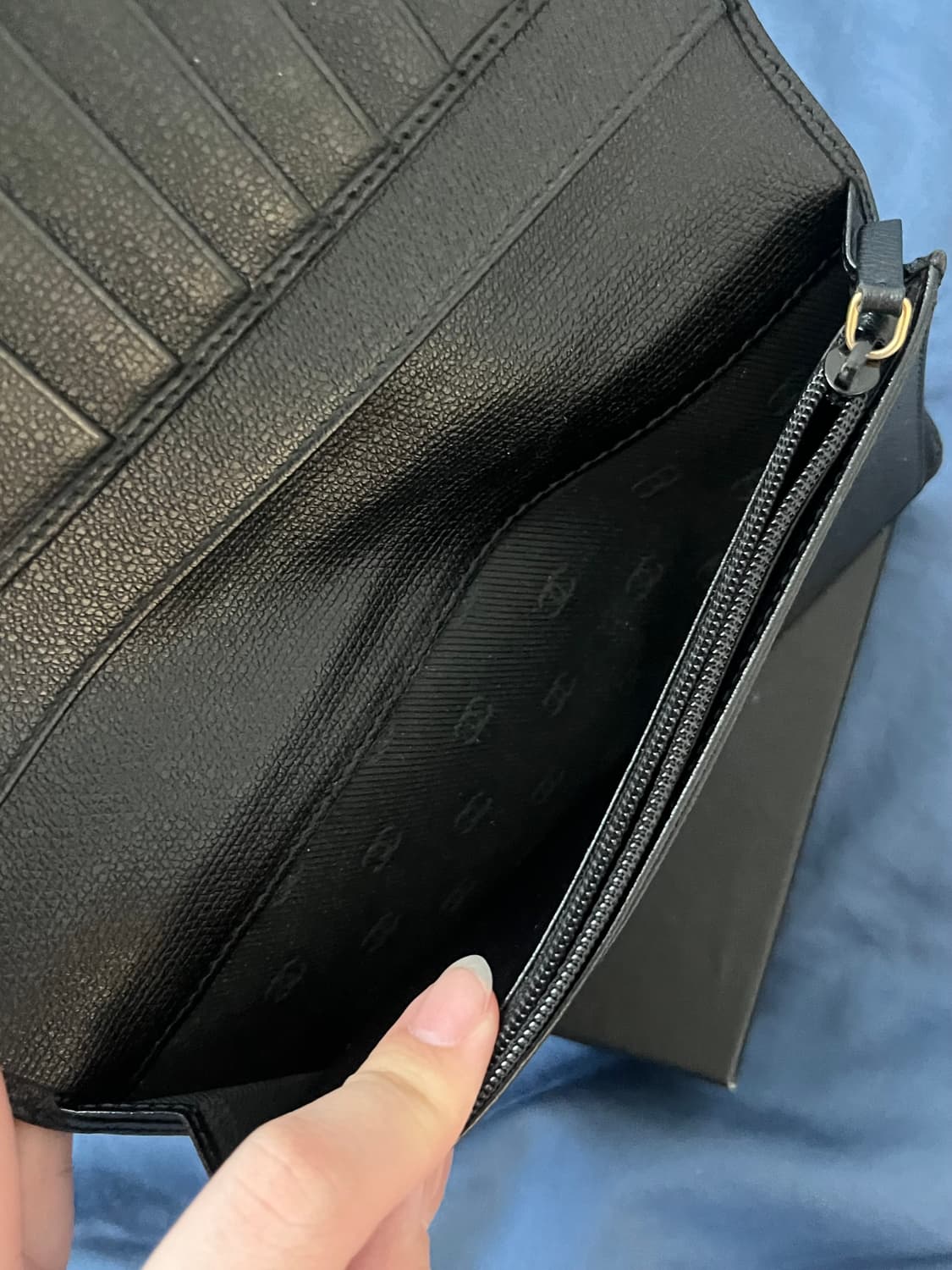 샤넬 빈티지 블랙 레더 클래식 반지갑 상품이미지6