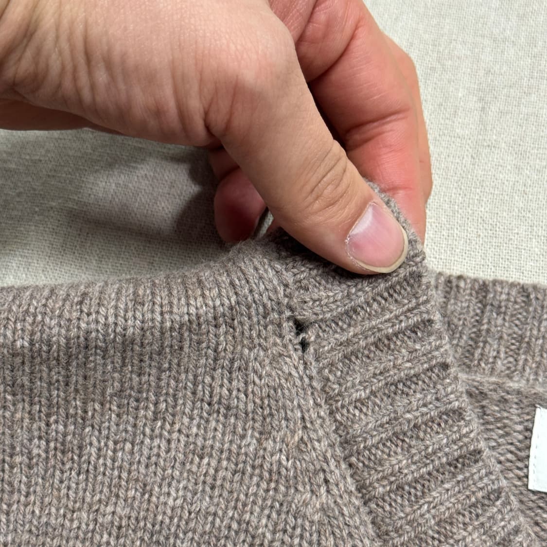 쿠어 라이트브라운 울 크롭 크루넥 니트 L 상품이미지6