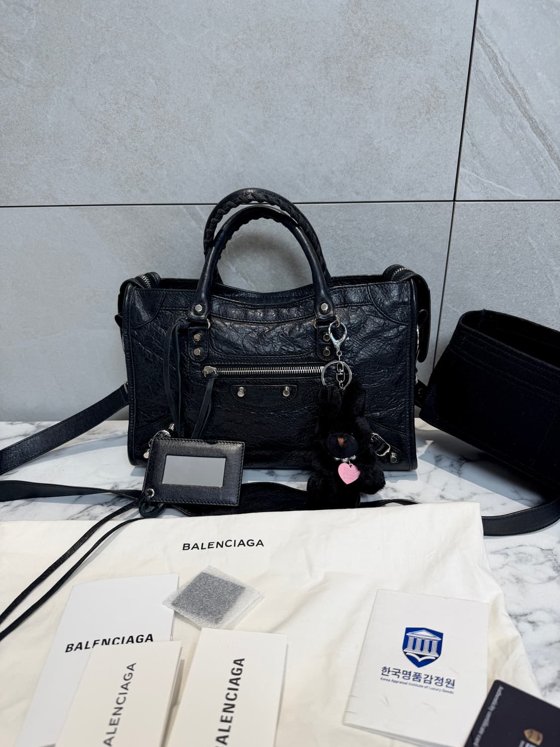 정품 발렌시아가 모터백 스몰 블랙  상품이미지3