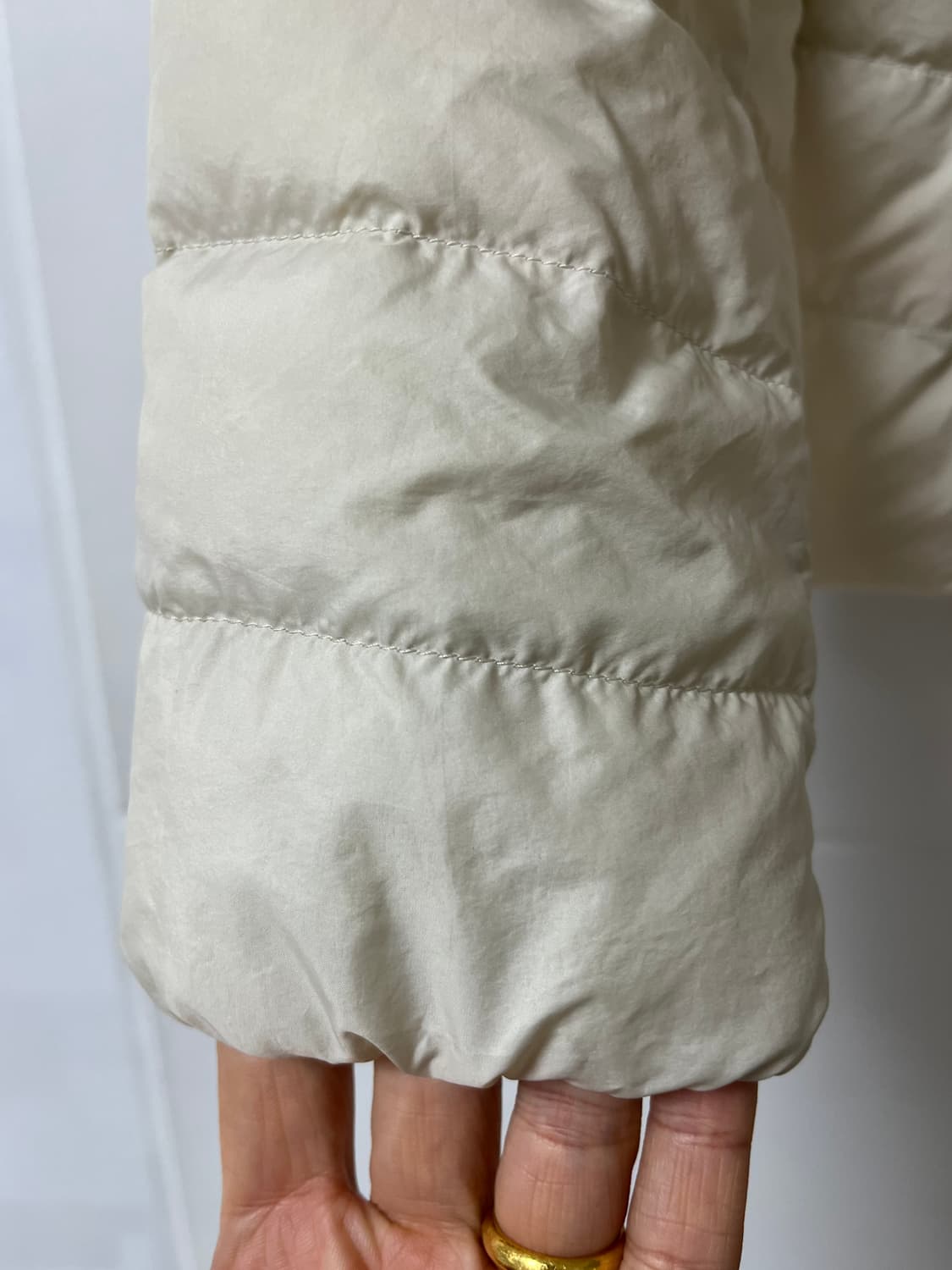 유니클로 경량 패딩 울트라 라이트 다운 상품이미지6