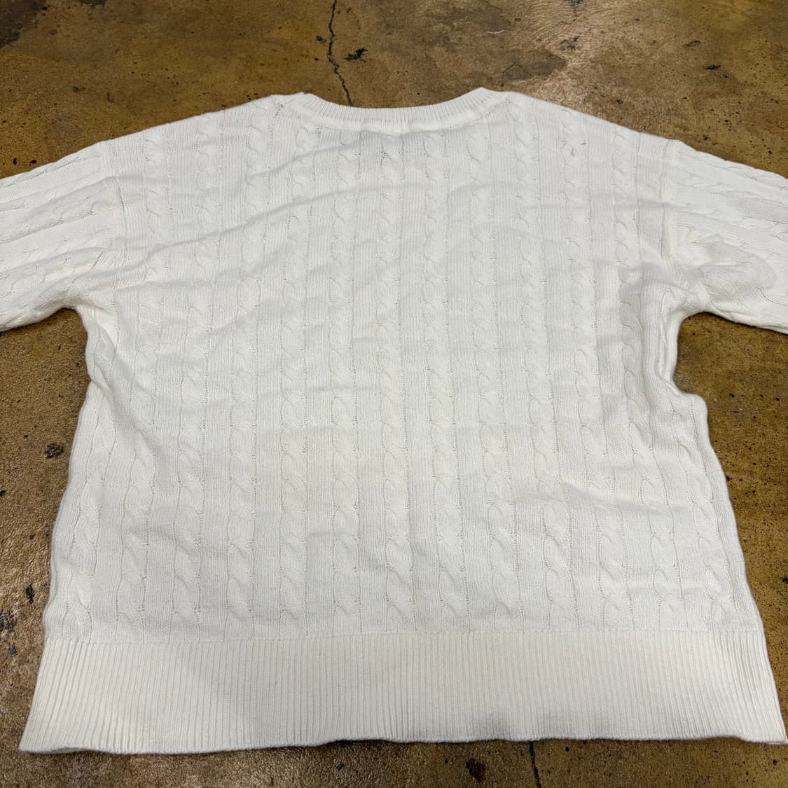 타미힐피거 소매 미니 로고 화이트 꽈배기 니트 상품이미지4