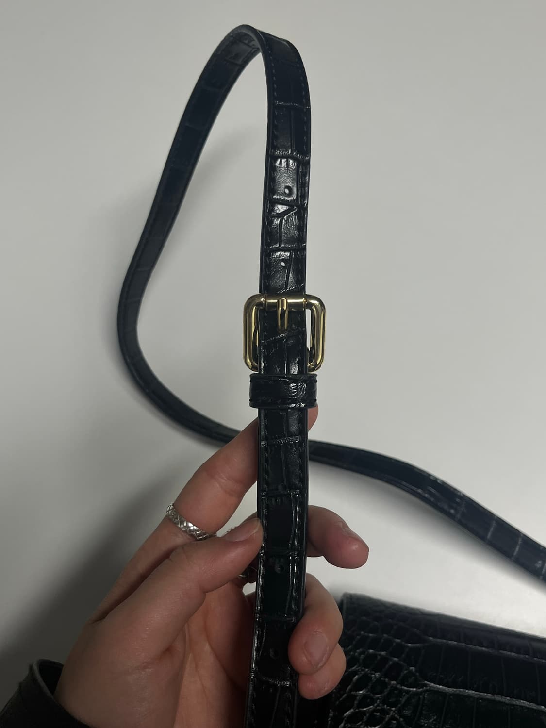 [Vivienne Westwood] 비비안웨스트우드 크록 레더 크로스백 상품이미지5