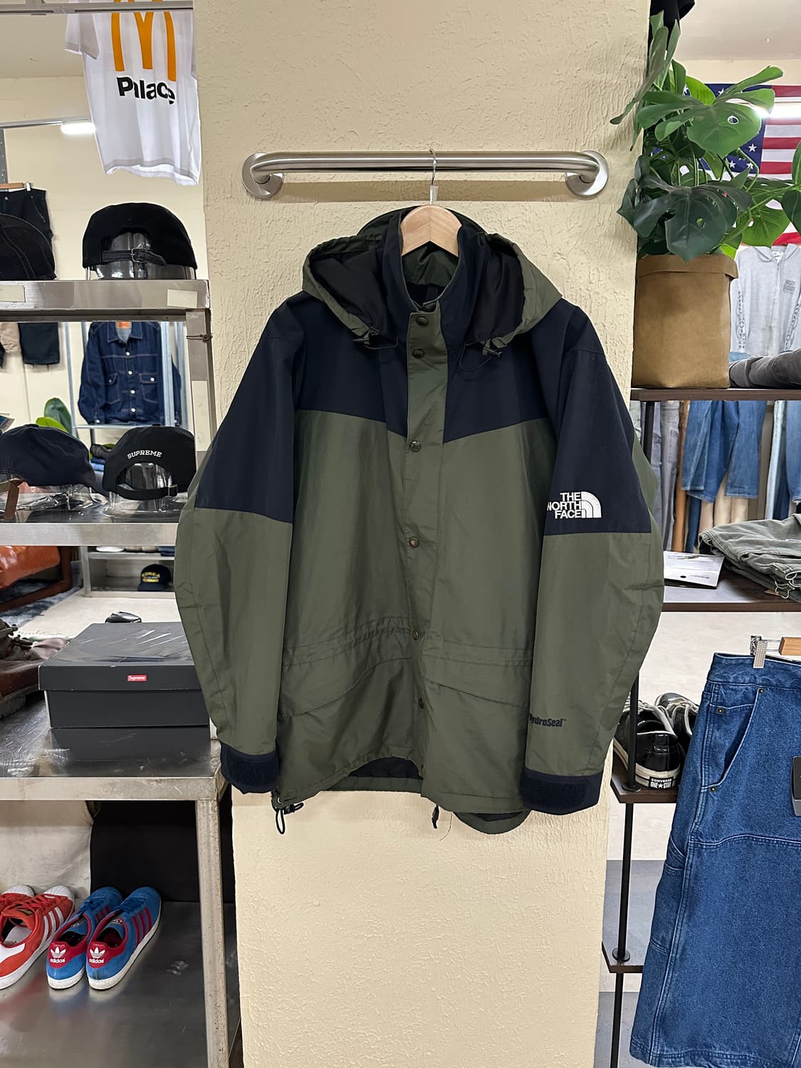 90s TNF Mountain  Hydro seal 상품이미지4