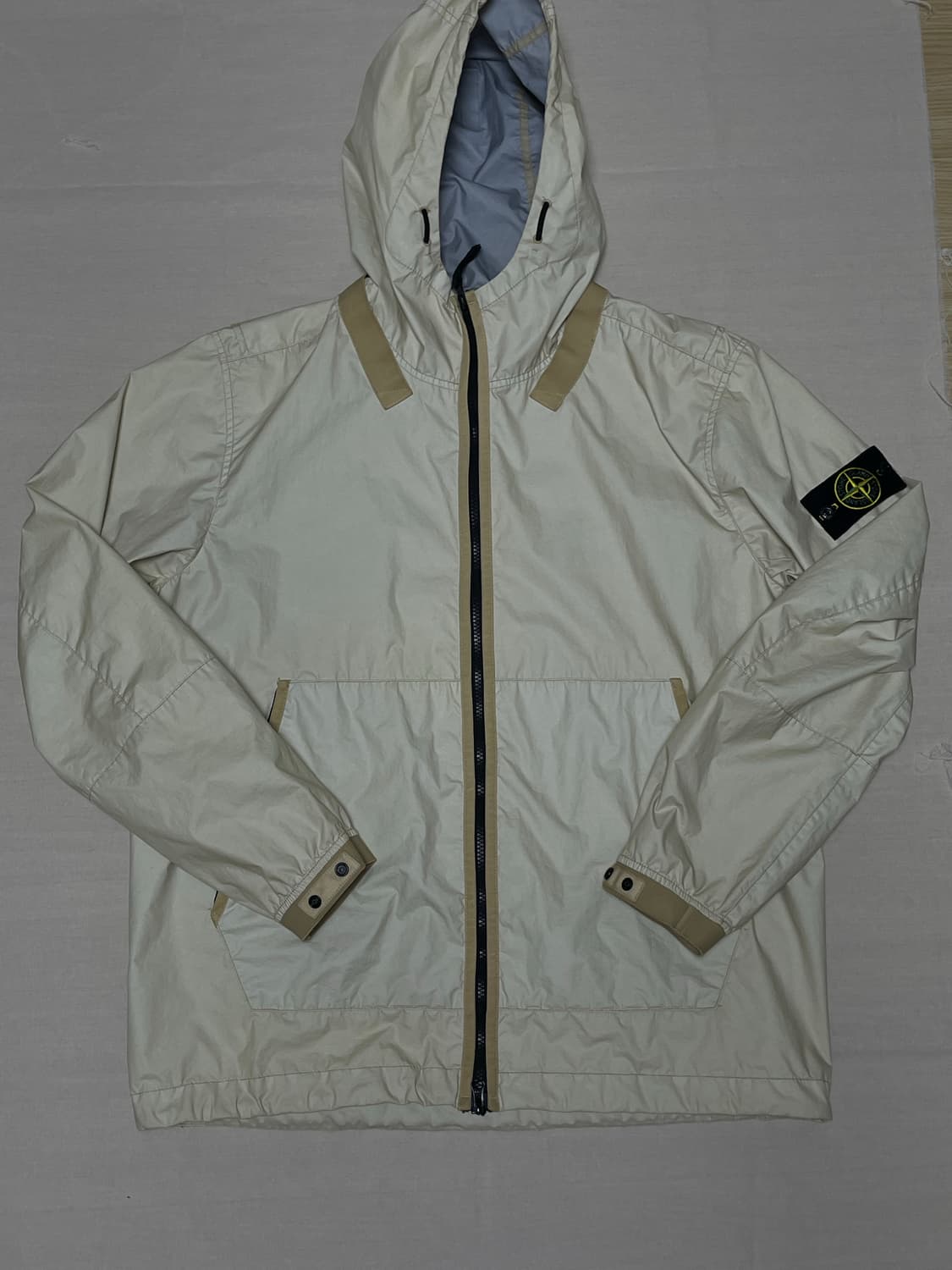 스톤아일랜드 멤브라나 3L TC 후드 바람막이 자켓 아이보리 [XL] 상품이미지1