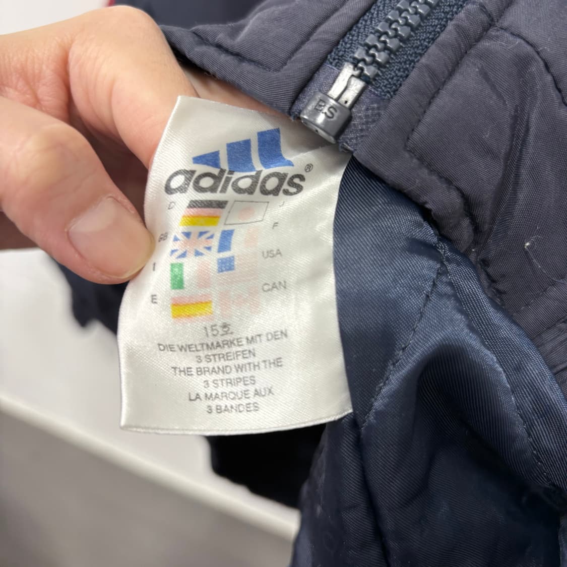 아디다스 올드스쿨 누빔 집업 점퍼 상품이미지4