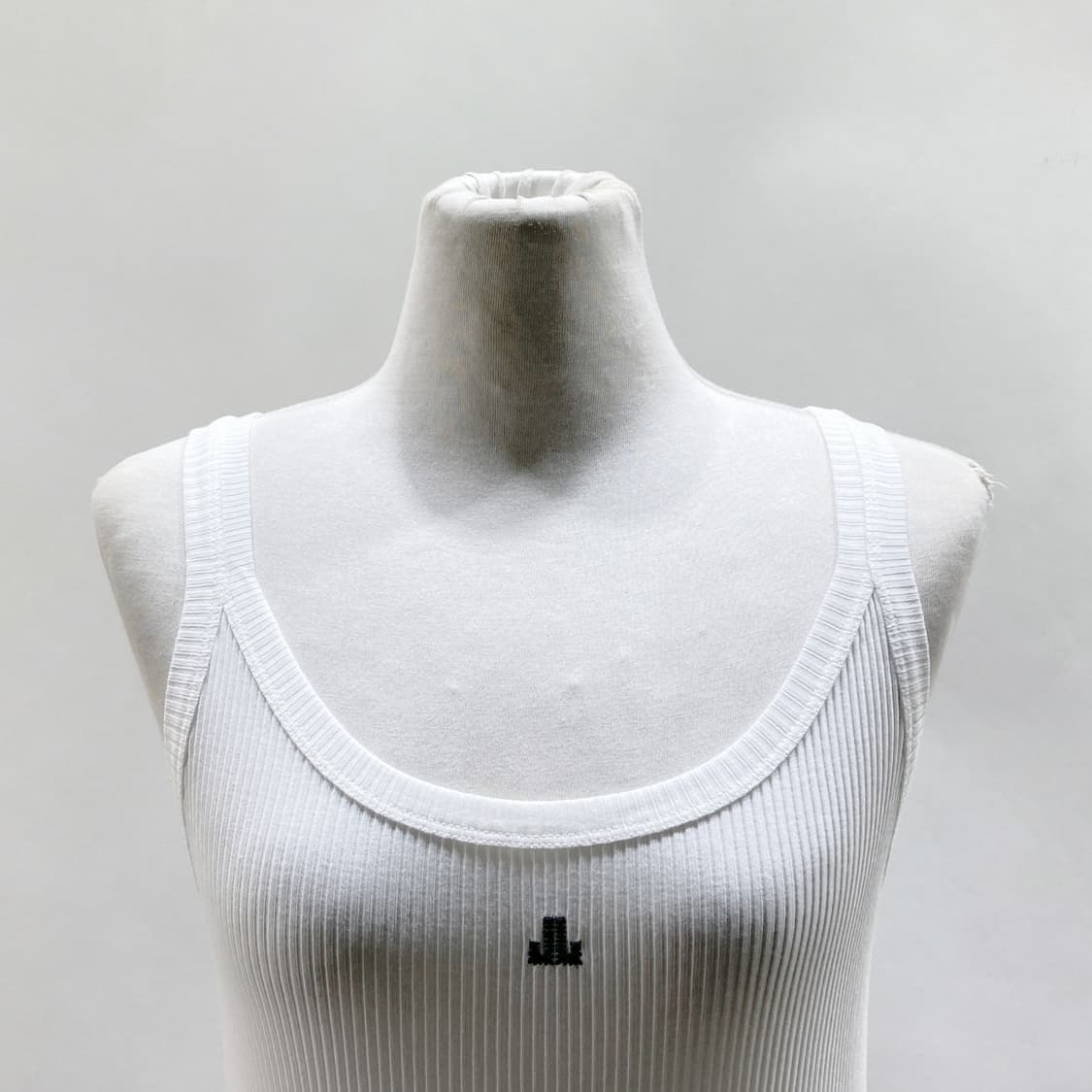 J by 택새상품 2024 여성코튼스판민소매 55  상품이미지2