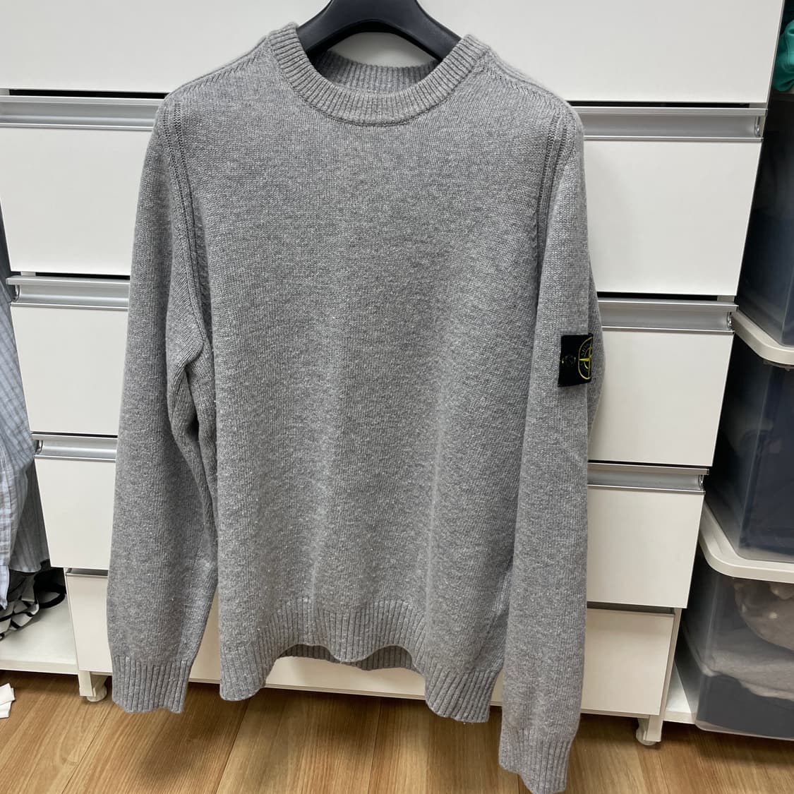 스톤아일랜드 와펜패치 울니트 그레이/ 7115552A3 V0060/ XL 상품이미지1