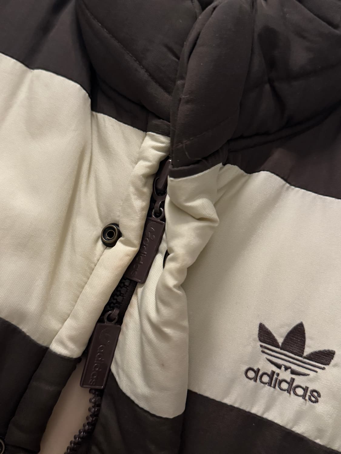 아디다스 수퍼스타 브라운 베스트 패딩조끼 상품이미지4