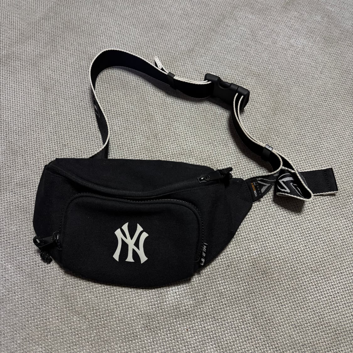 MLB 뉴욕 양키스 힙색 상품이미지1