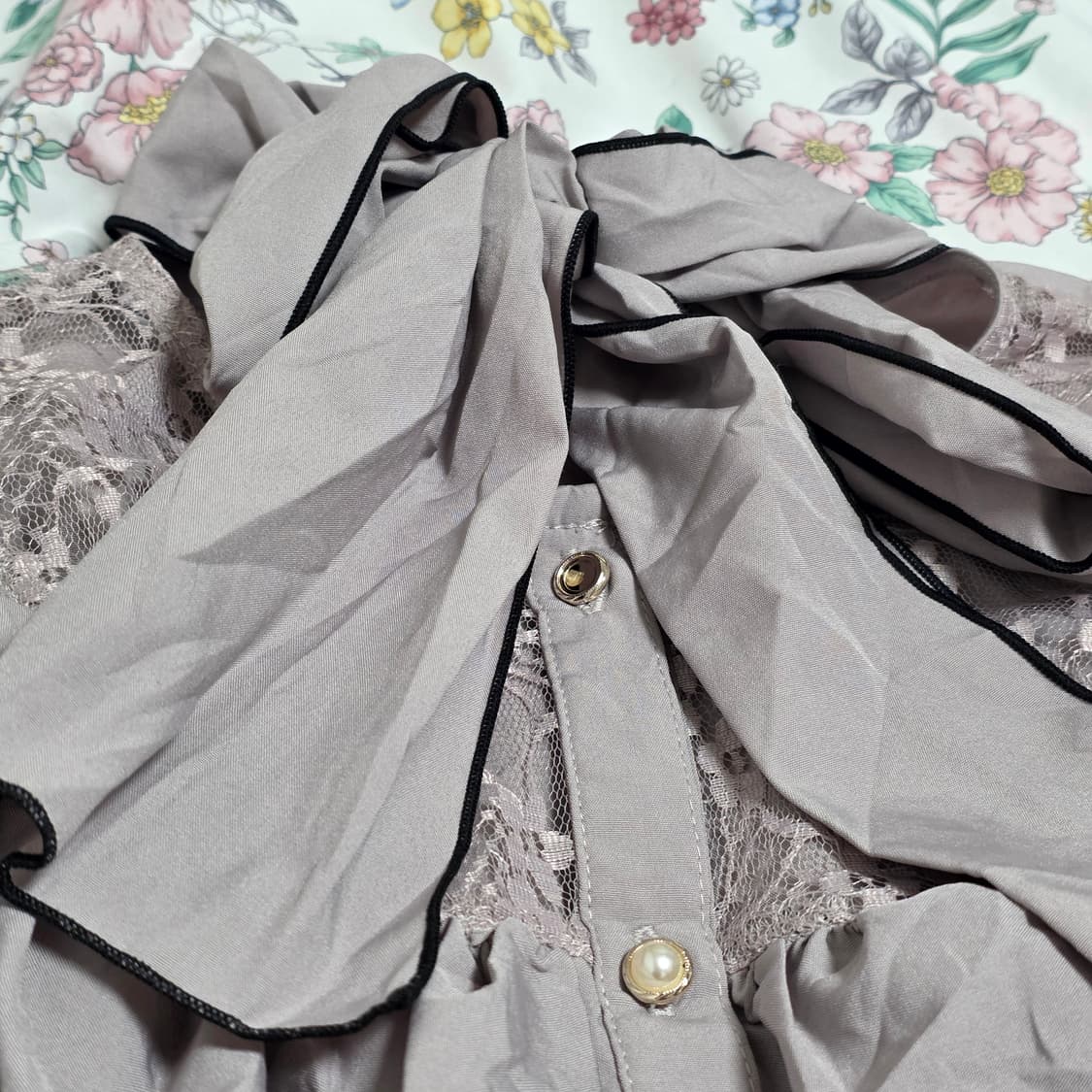 majoretty 일본빈티지)리본 지뢰계st쿠로미 레이스 프릴 블라우스 상품이미지2