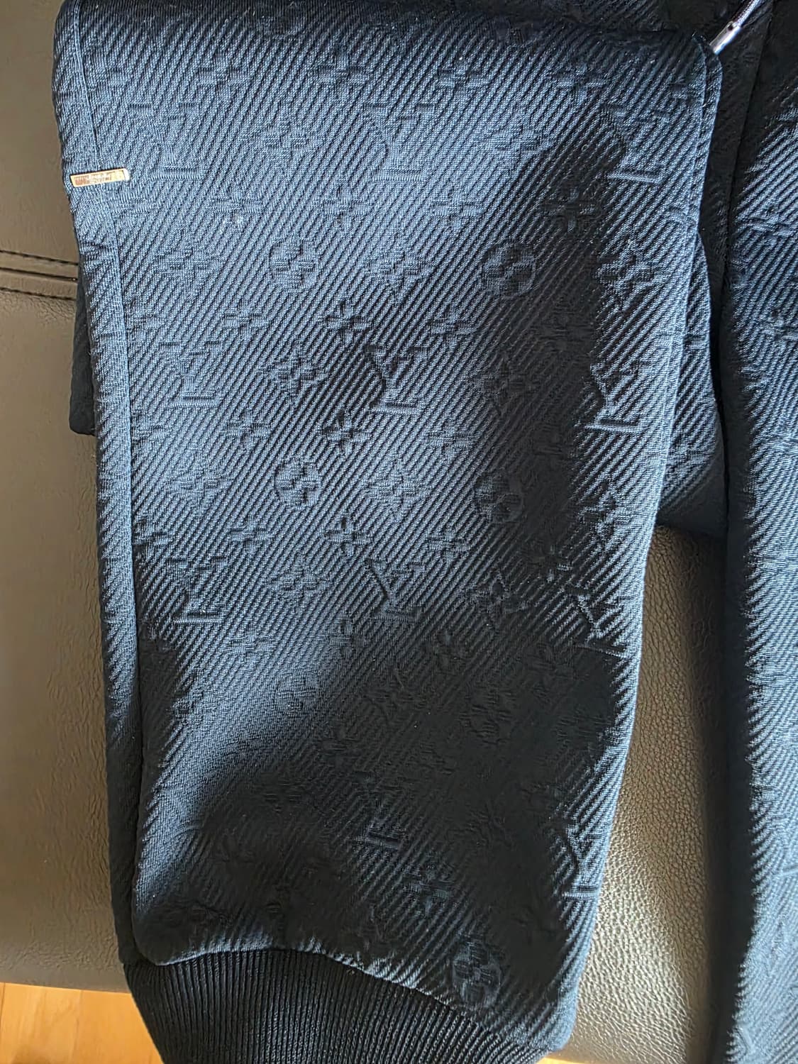 루이비통 모노그램 셋업(집업+팬츠) 상품이미지4