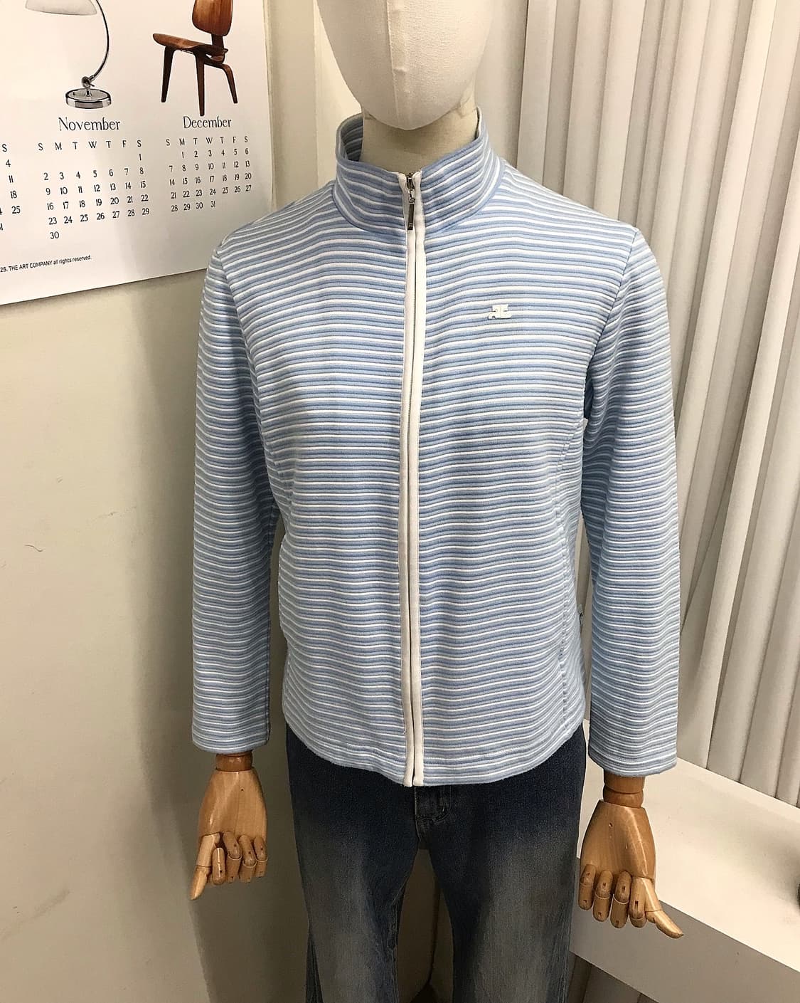 꾸레쥬 로고 단가라 집업 상품이미지8