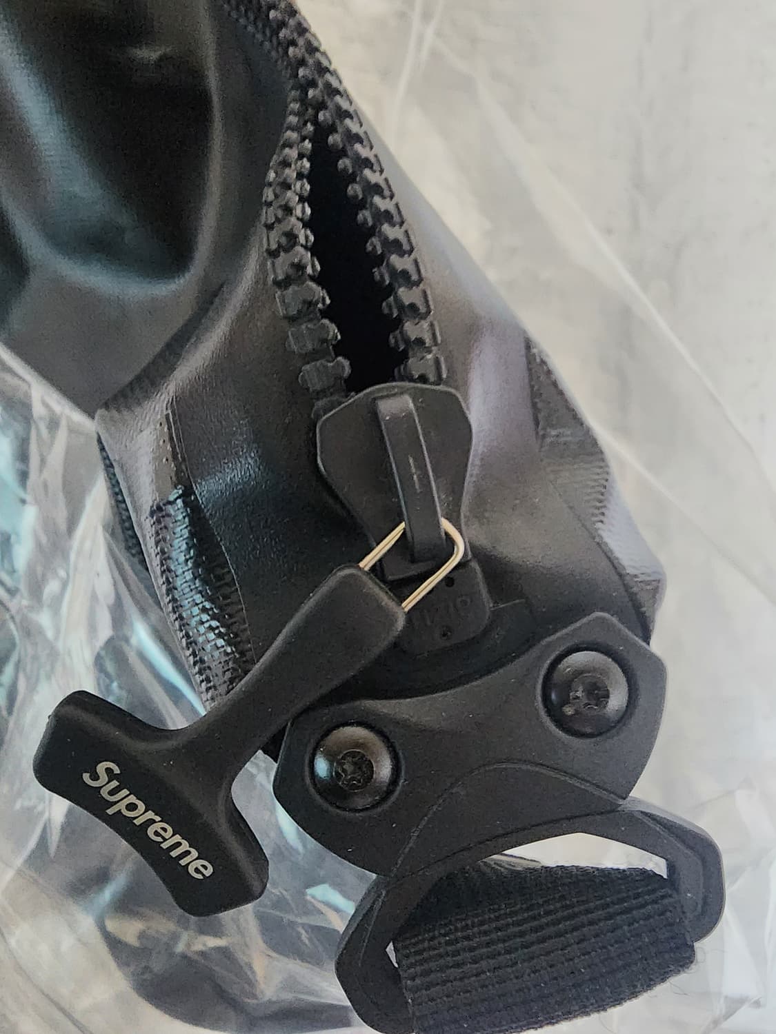 슈프림 오르트립 메신저백 상품이미지9