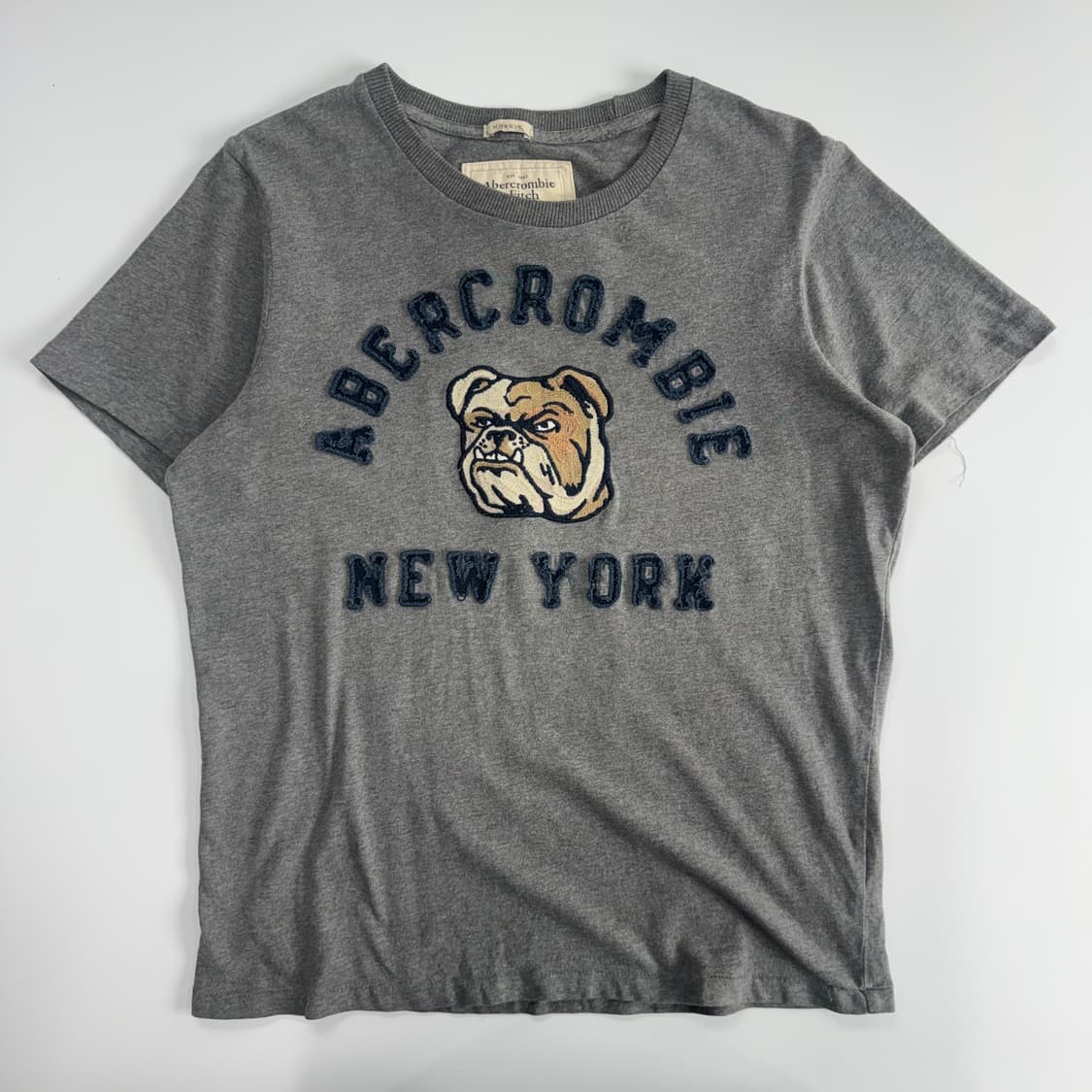 Abercrombie 아베크롬비 스펠아웃 로고 그레이 반팔  상품이미지3