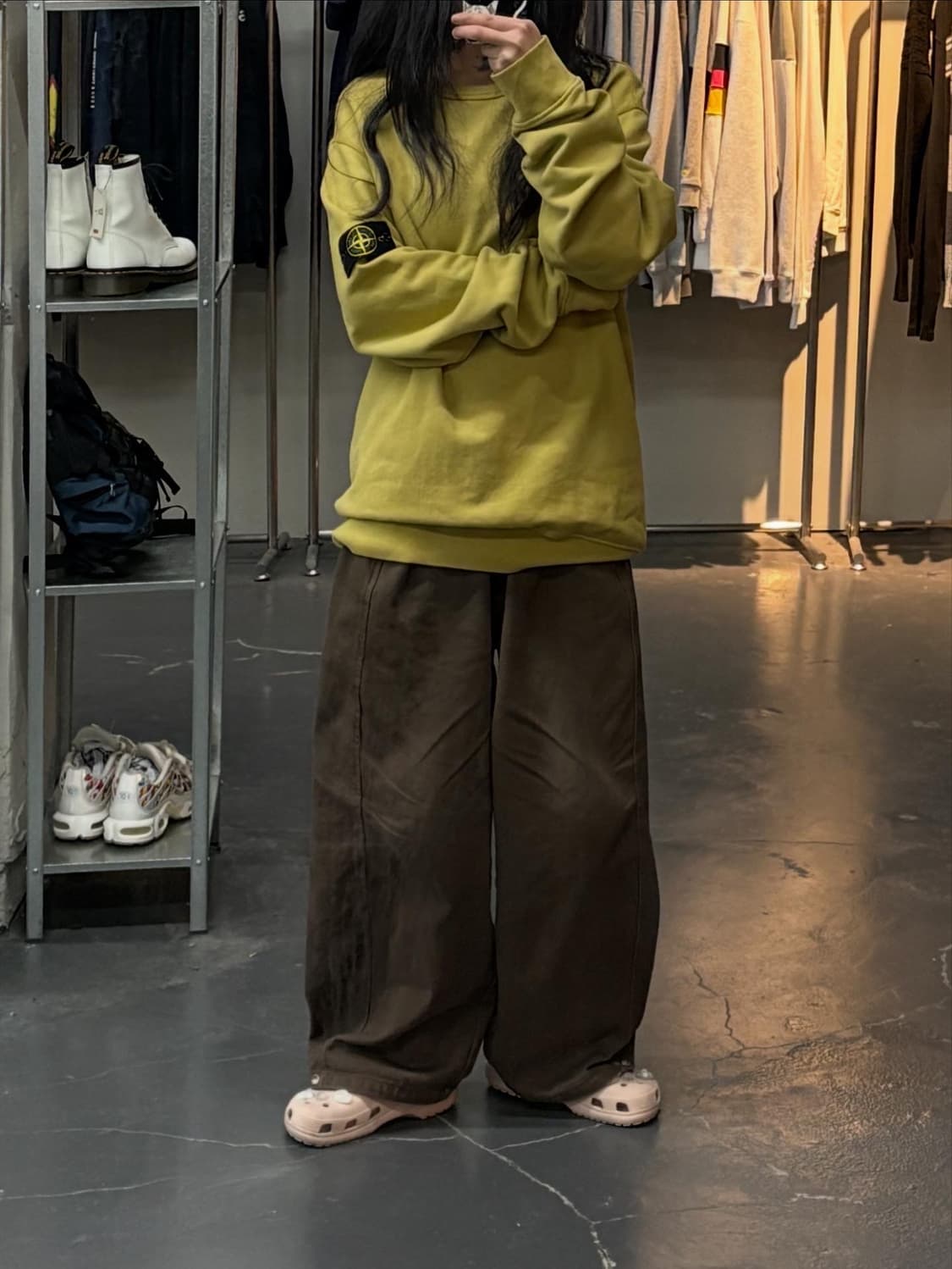 스톤아일랜드 와펜로고 머스타드 스웻셔츠A2454 상품이미지1