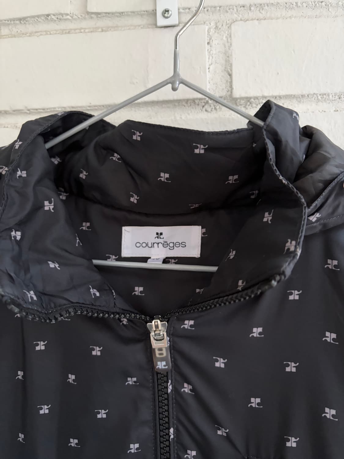 꾸레쥬 윈드브레이커 로고 바람막이 상품이미지3