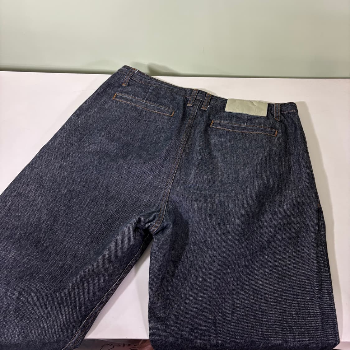 XL 세터 SATUR 인디고 원턱 세미와이드 데님팬츠 상품이미지3