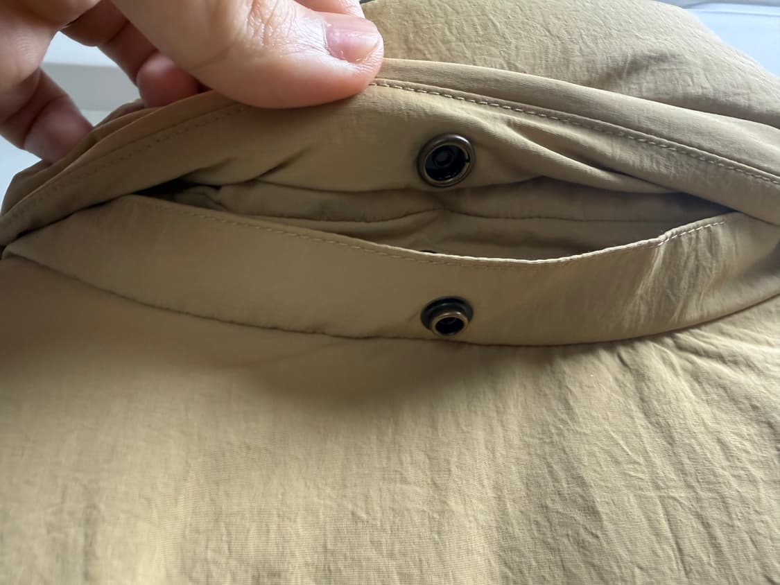 24fw 버버리 베이지 패딩 판매 상품이미지5