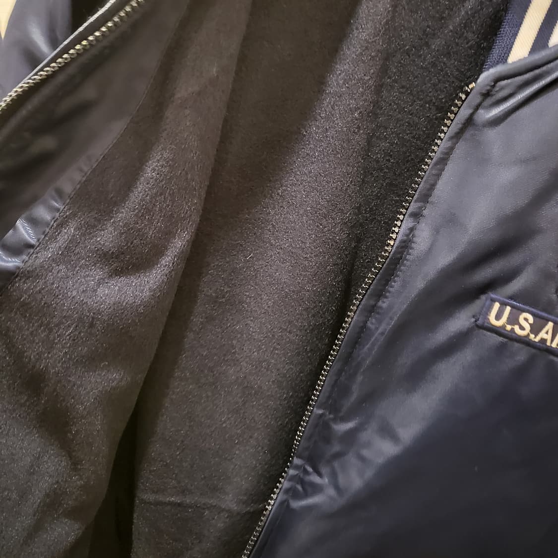 미스터피 U.S.AIR FORCE 오리지널 미공군 항공 기모 점퍼 상품이미지4