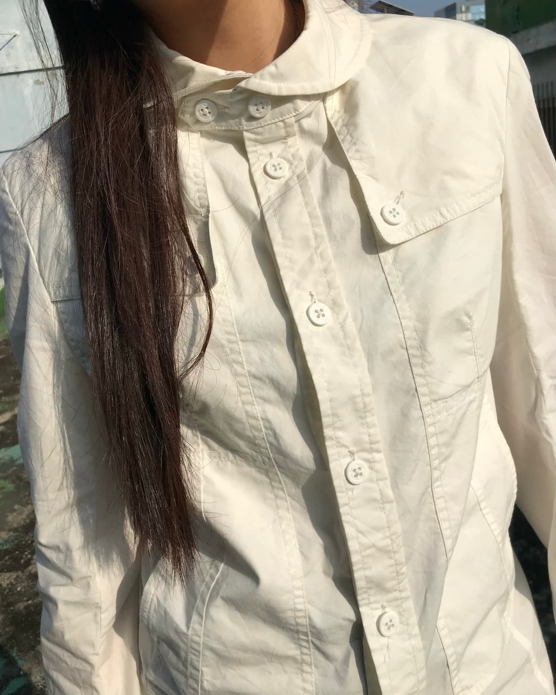 포켓 디테일 화이트 셔츠 상품이미지4